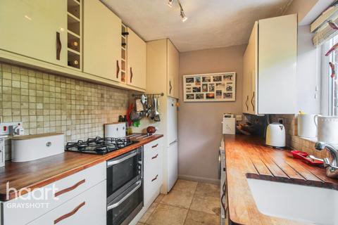 12 Hillside Close, Headley Down, Bordon, GU35 8BL
