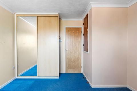49 Copperfields, Fetcham, Leatherhead, KT22 9PA