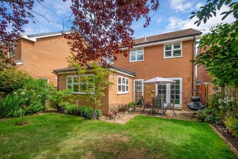 Lincoln Close, Wellesbourne, Warwick