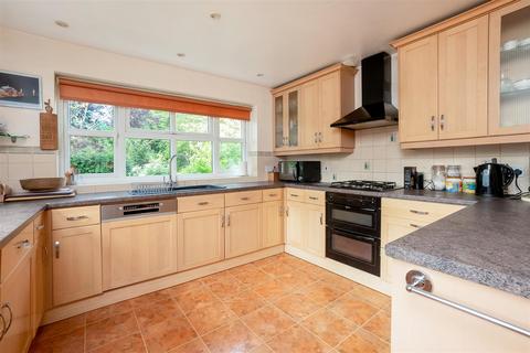 4 bedroom detached house for sale, Lincoln Close, Wellesbourne, Warwick