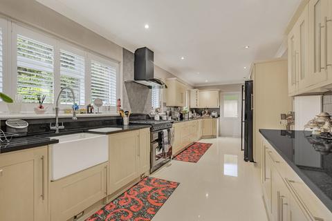 6 bedroom detached house for sale, Old Woking Road, Woking, Surrey, GU22