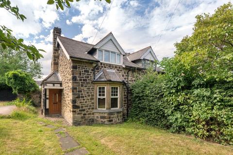 2 bedroom semi-detached house for sale, North Avenue, Newcastle upon Tyne NE5