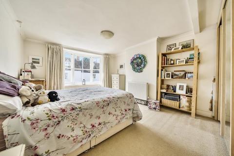 undefined, Witney,  Oxfordshire,  OX28