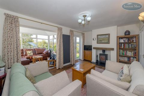 7 Mears Close, Penistone, Sheffield, S36 6EZ