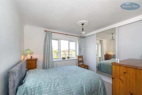 7 Mears Close, Penistone, Sheffield, S36 6EZ