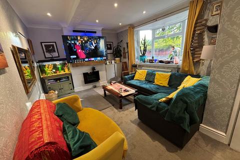 74 Buxton Road, Whaley Bridge, High Peak, SK23 7JE