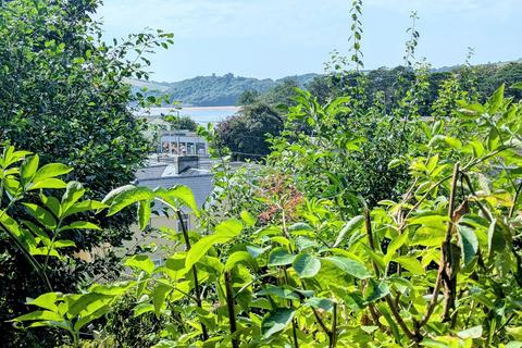 undefined, Mount Pleasant, Ferryside, Carmarthenshire.