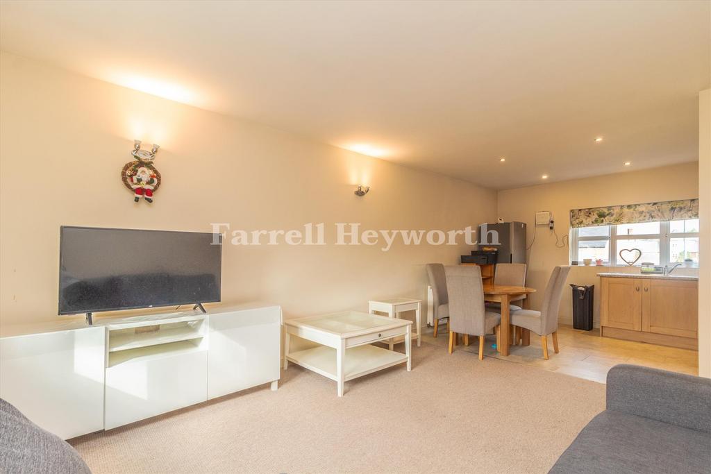 Open Plan Living 4