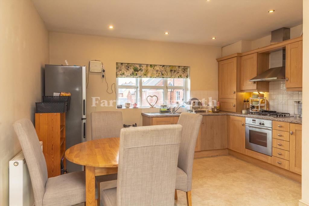Kitchen Diner Area