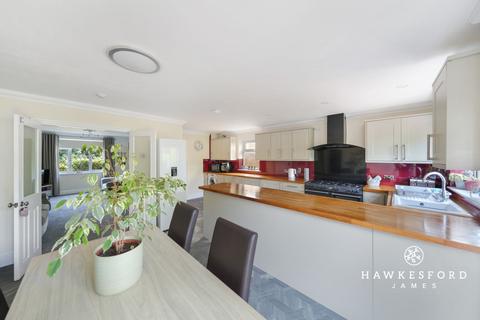 4 bedroom semi-detached house for sale, Ruins Barn Road, Sittingbourne ME10