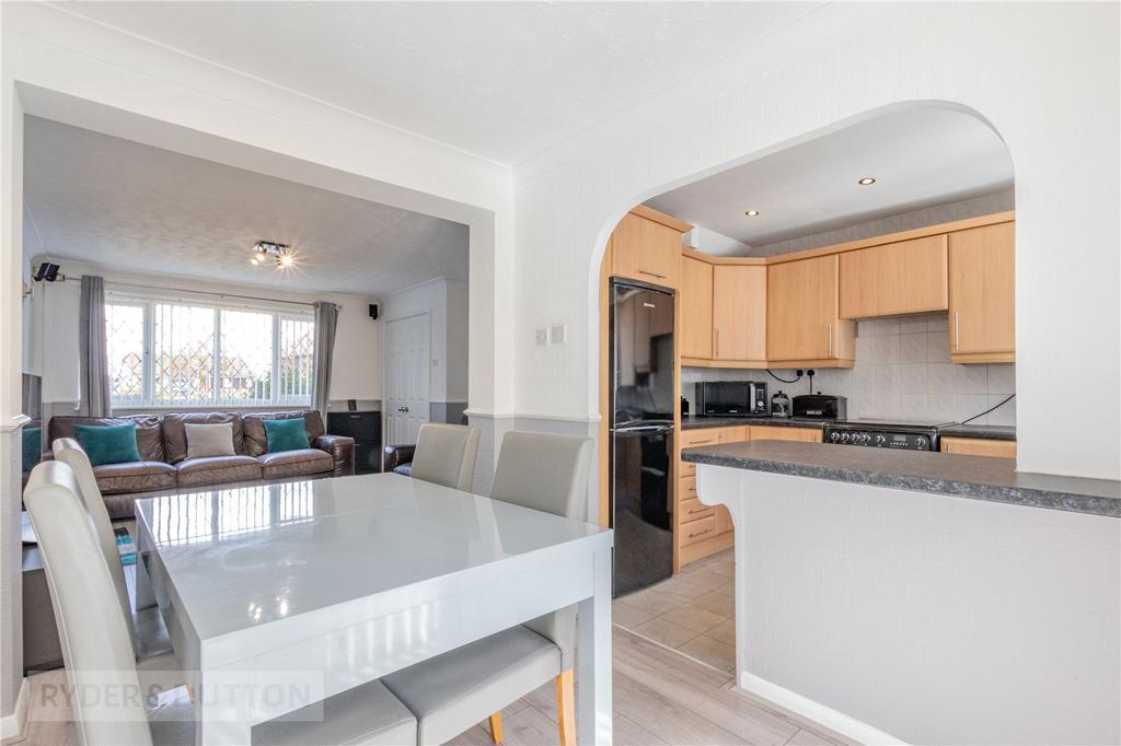 Dining/Kitchen