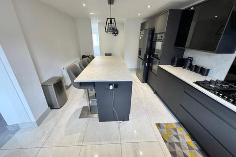 18 Colman Avenue, Wolverhampton, WV11 3RR
