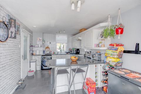 8 Drayton Close, Redditch, B98 0HE