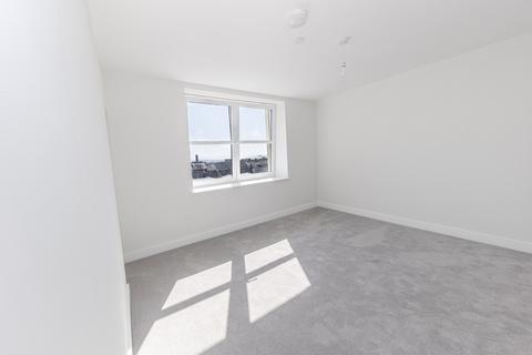 2 bedroom apartment to rent, Hanover St, Swansea