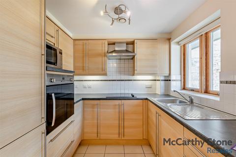 1 bedroom apartment for sale, Stover Court, East Street, Newton Abbot
