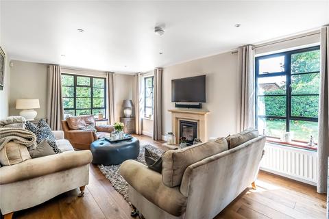 Crosslanes Clandon Road, West Clandon, Guildford, GU4 7UW