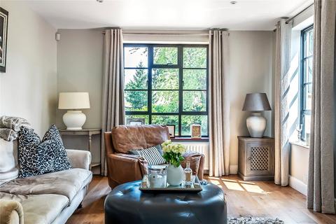 Crosslanes Clandon Road, West Clandon, Guildford, GU4 7UW