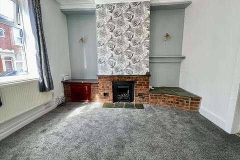 3 bedroom house to rent, Dallas Street, Preston PR1