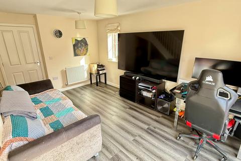 2 bedroom end of terrace house for sale, Maxwell Crescent, Timken Estate, NN5 6WA