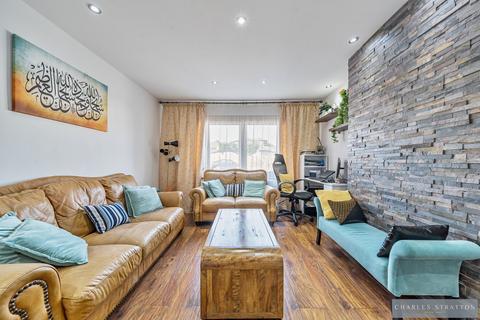 undefined, Harrow Crescent, Romford