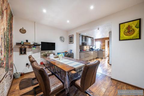 69 Harrow Crescent, Romford, RM3 7BJ