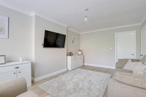 3 bedroom semi-detached house for sale, Besecar Avenue, Nottingham NG4