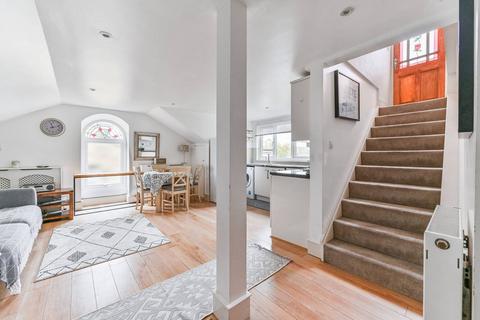 2 bedroom flat for sale, Croydon Road, Penge, London, SE20