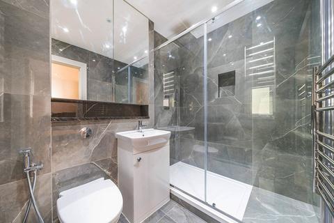 3 bedroom flat to rent, Bromyard Avenue, Acton, London, W3