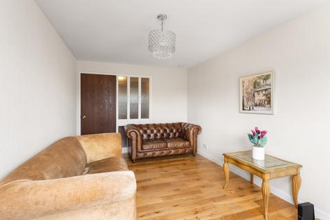 12/5 Clark Place, Edinburgh, EH5 3BQ