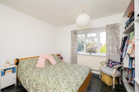 3 bedroom terraced house for sale, Lynmouth Avenue, Morden SM4