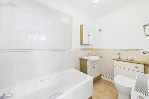 99 Benefield Road, Oundle, Peterborough, PE8 4EU