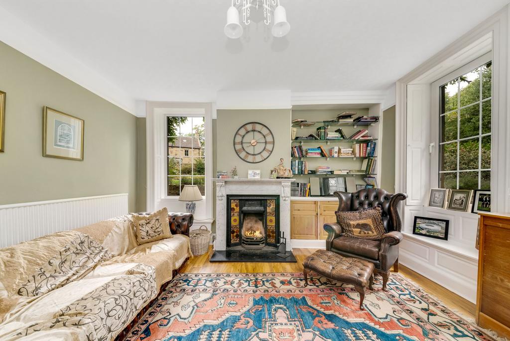 Second sitting room
