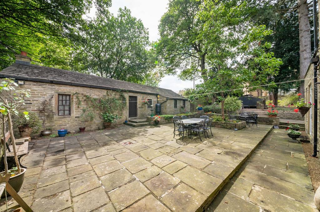 Cottage / workshop