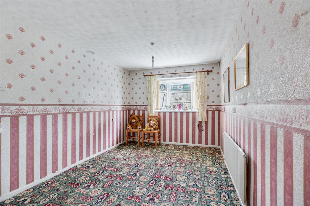 Bedroom 2 1.jpeg