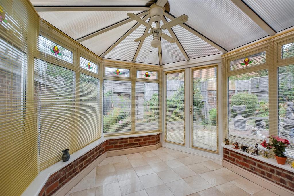 Conservatory 1.jpeg