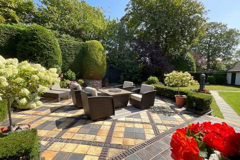 4 bedroom detached house for sale, Grove Park, Southport PR9
