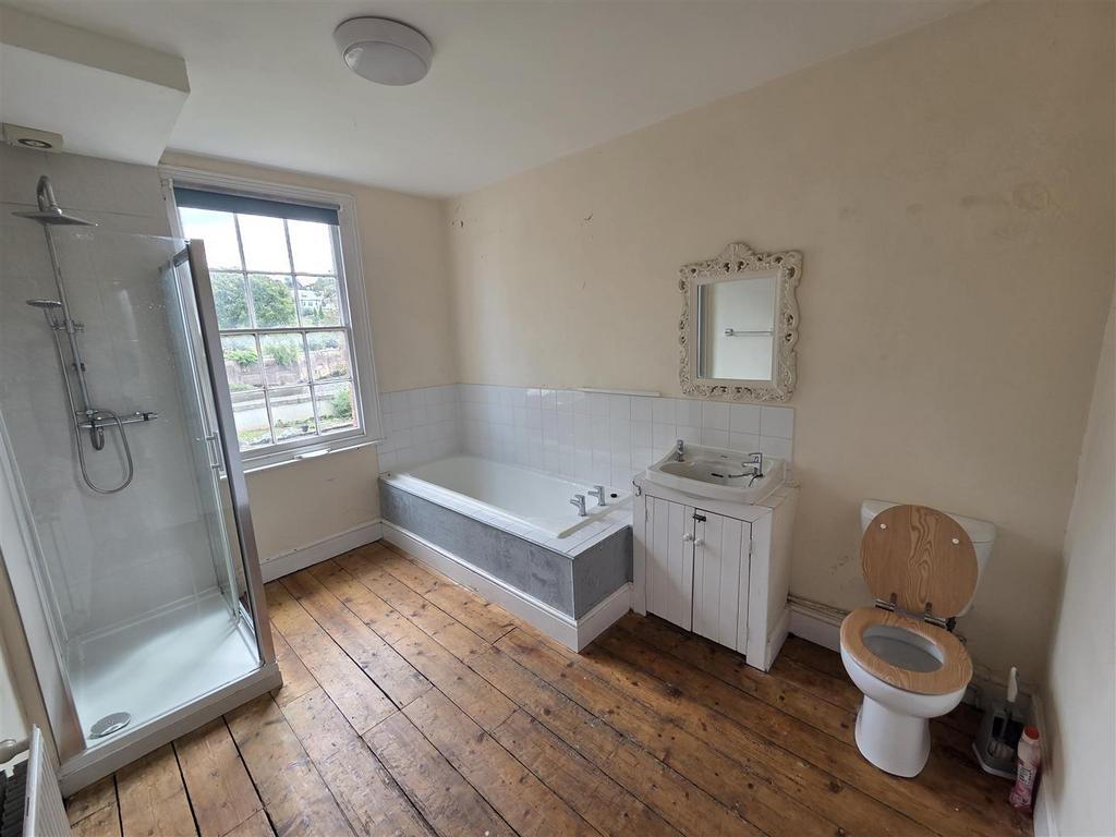Family bathroom