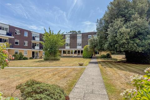 High Pines, Highcliffe BH23