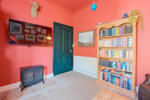 5 Beechwood Crescent, Lesmahagow, Lanark, ML11 0ET