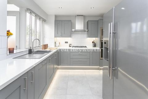 30 Cypress Walk, Barrow-in-furness, LA13 0JY
