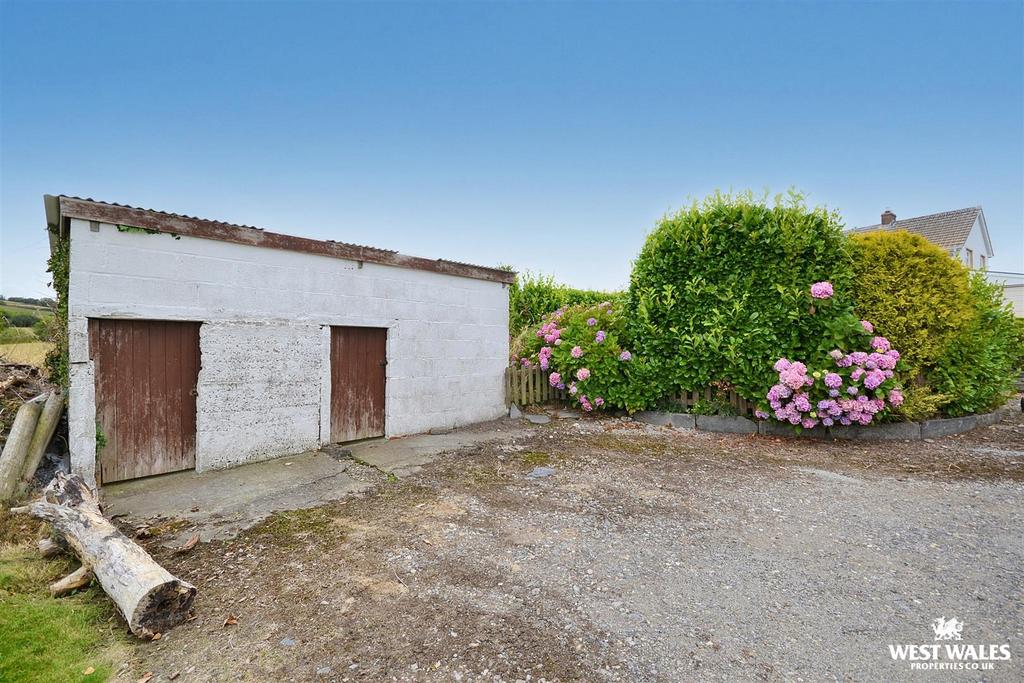 Outbuildings / storage