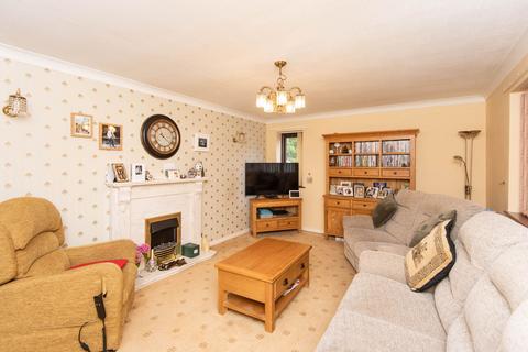 1 Barnfield Close, Holmewood, Chesterfield, S42 5RH
