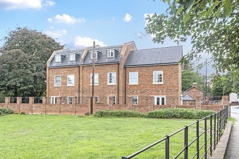 3 bedroom flat for sale, Bury St. Edmunds, Suffolk