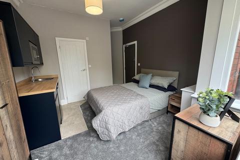 undefined, 17 Queens Avenue, Tunstall, ST6