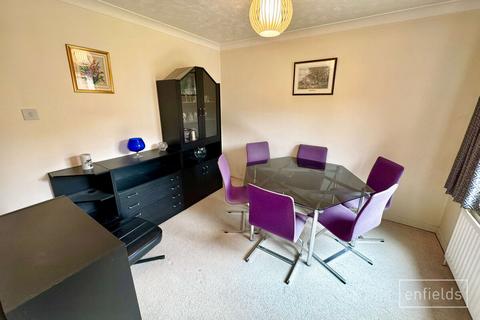 undefined, Southampton SO16