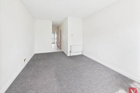5 bedroom semi-detached house for sale, Broad Mead, Luton LU3