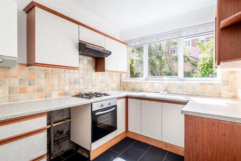 2 bedroom flat for sale, Oathall Road, Haywards Heath