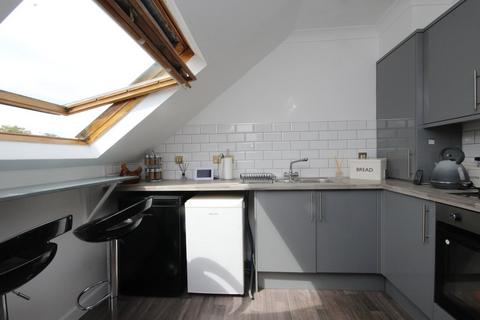 1 bedroom apartment for sale, Christchurch Road, Bournemouth, BH1