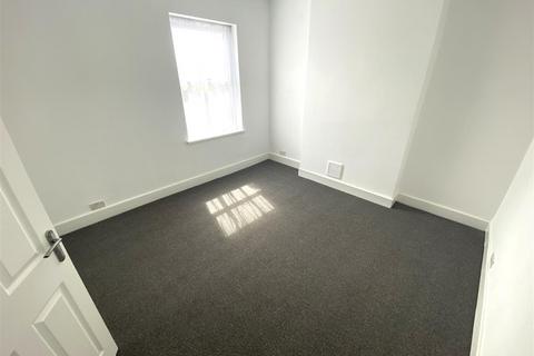 2 bedroom flat for sale, Grove Road, Walthamstow