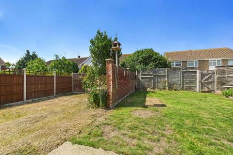 4 bedroom end of terrace house for sale, Rogate Close, Sompting, BN15 0DY
